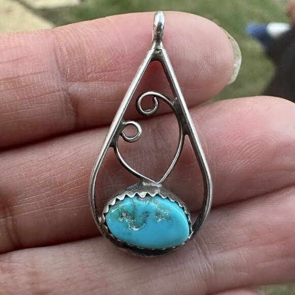 VTG Navajo Jerry Johnson JJ Pendant Teardrop 1 1/8" Blue Turquoise Sterling 2.4g - Picture 6 of 6